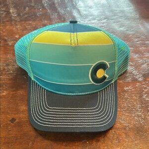 Adult Yo Colorado Colorful Cap - like new!